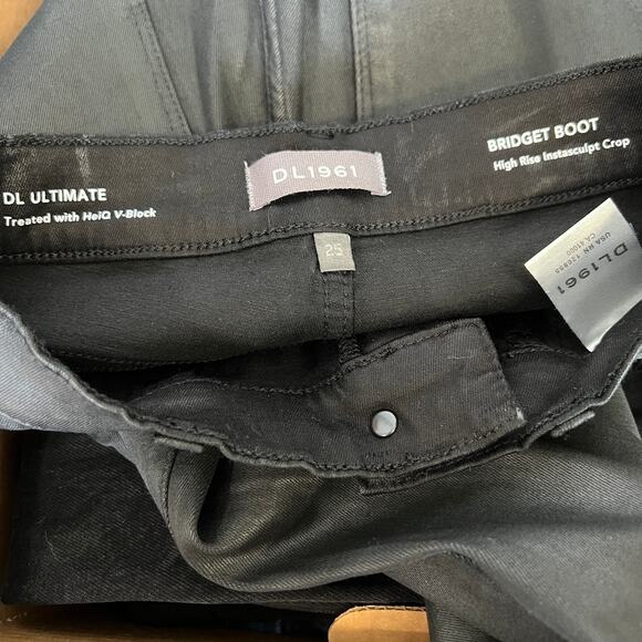 DL1961 Bridget Jeans Instasculpt Boot Cut Coated Black Women's Size 25 High Rise - Picture 12 of 13